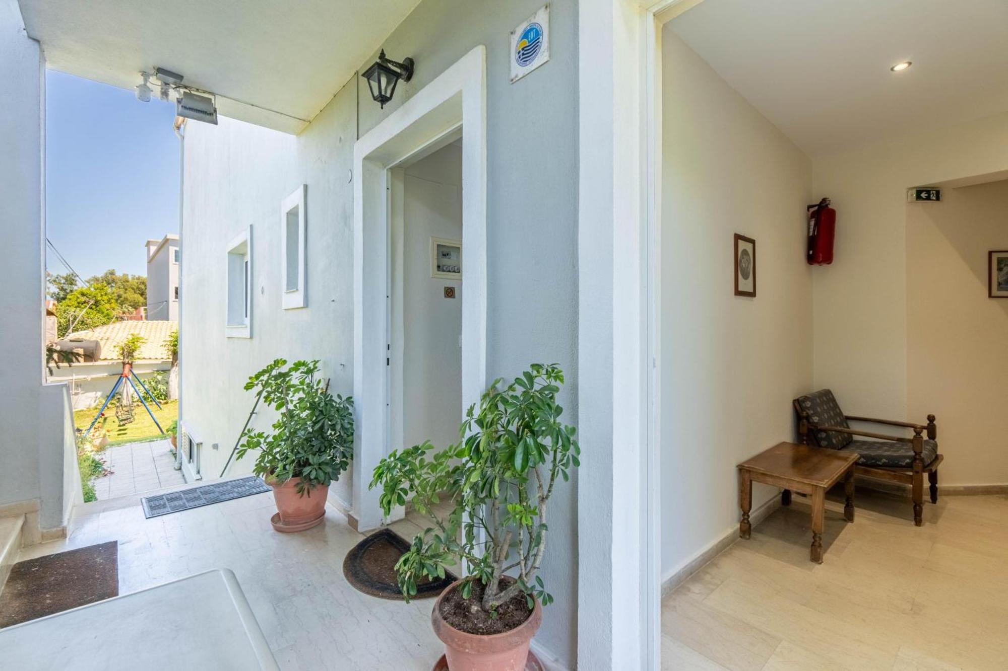 גאוביה Angela Hotel & Apartments מראה חיצוני תמונה