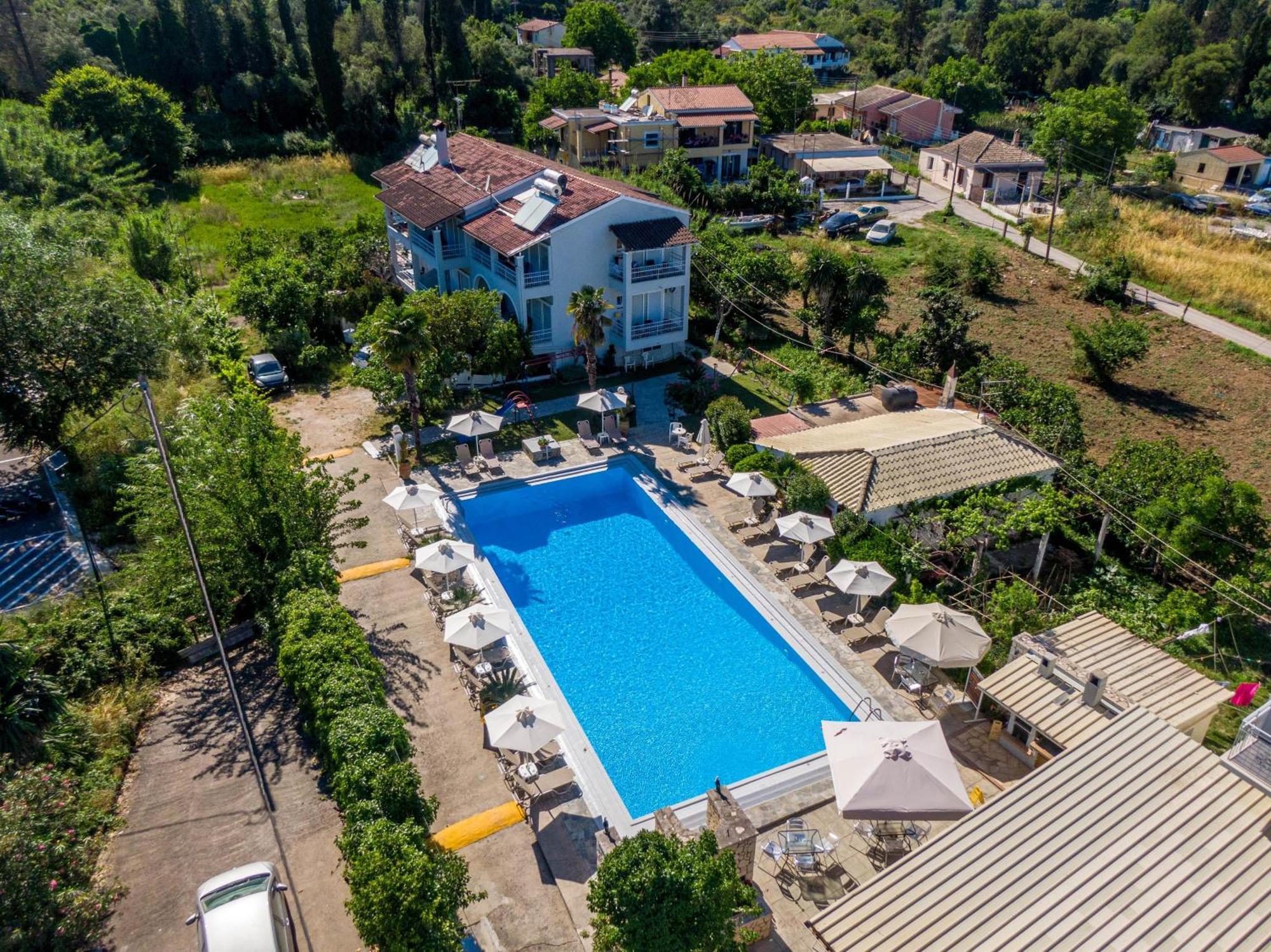 גאוביה Angela Hotel & Apartments מראה חיצוני תמונה