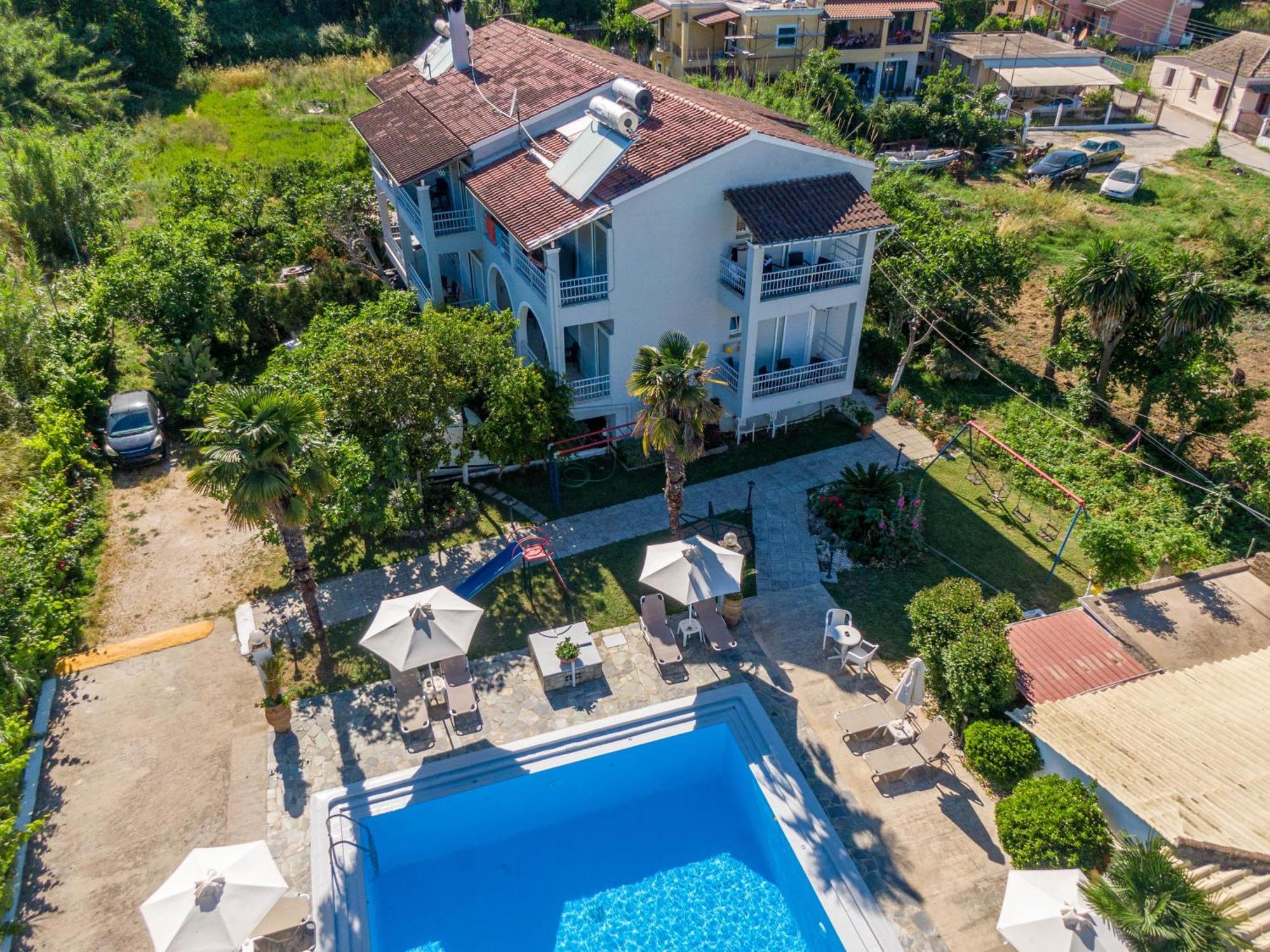 גאוביה Angela Hotel & Apartments מראה חיצוני תמונה