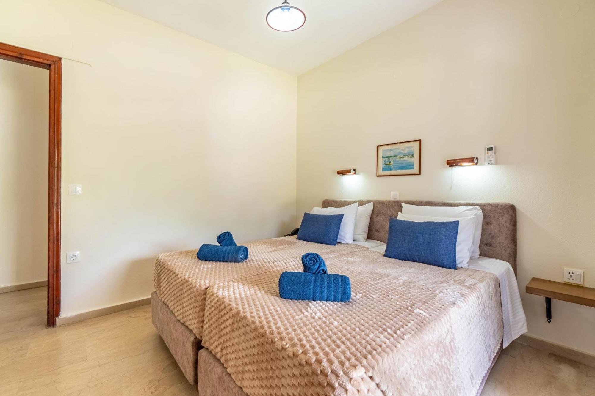 גאוביה Angela Hotel & Apartments מראה חיצוני תמונה