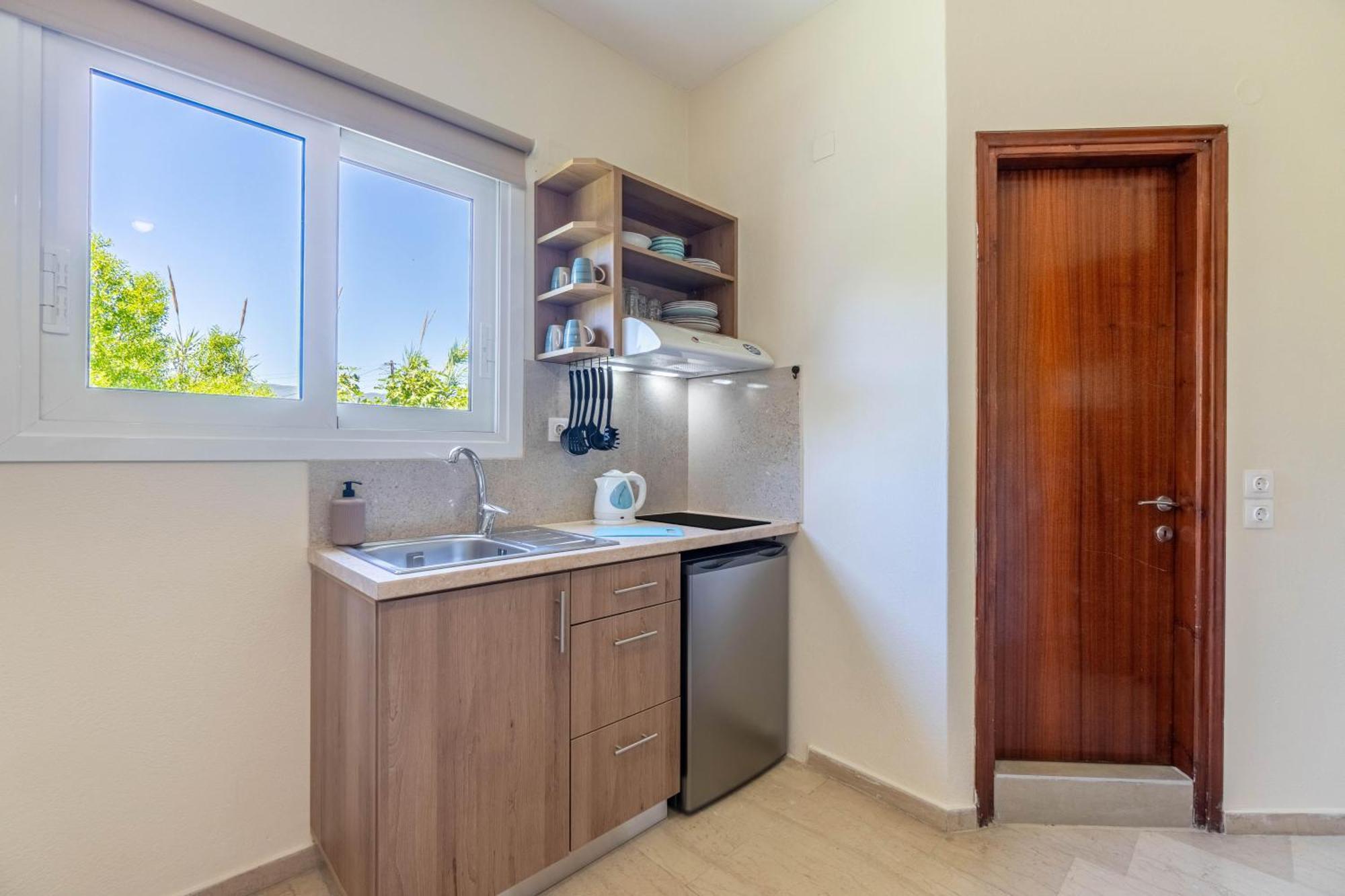 גאוביה Angela Hotel & Apartments מראה חיצוני תמונה